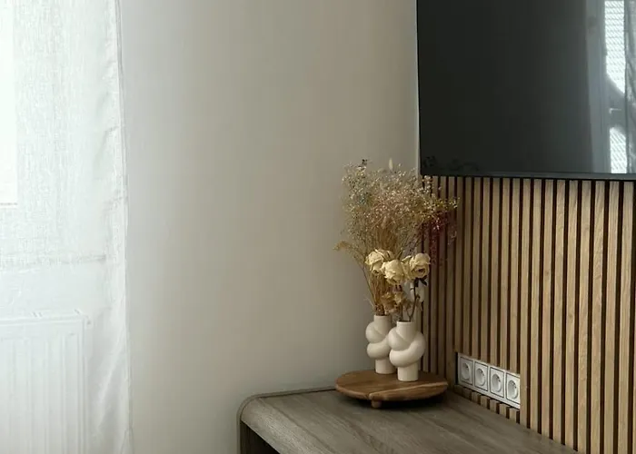 Апартаменты Karkonosze - Patio Na Deptaku Z Parkingiem W Cenie Карпач