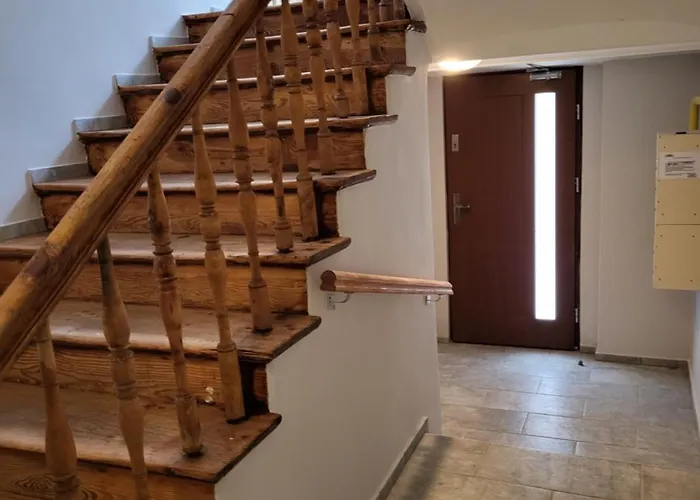 Karkonosze - Patio Na Deptaku Z Parkingiem W Cenie Карпач