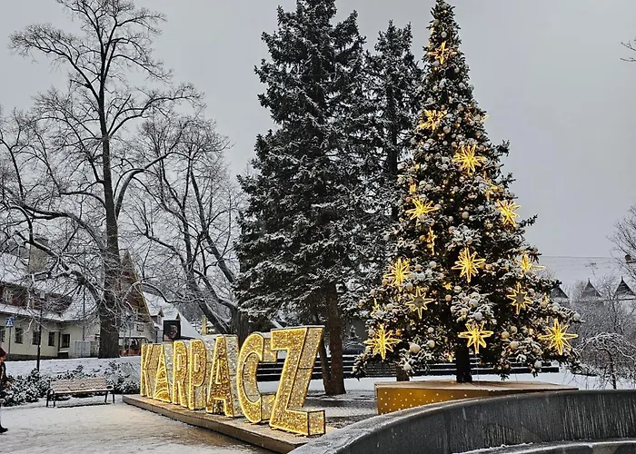 Karkonosze - Patio Na Deptaku Z Parkingiem W Cenie * Карпач